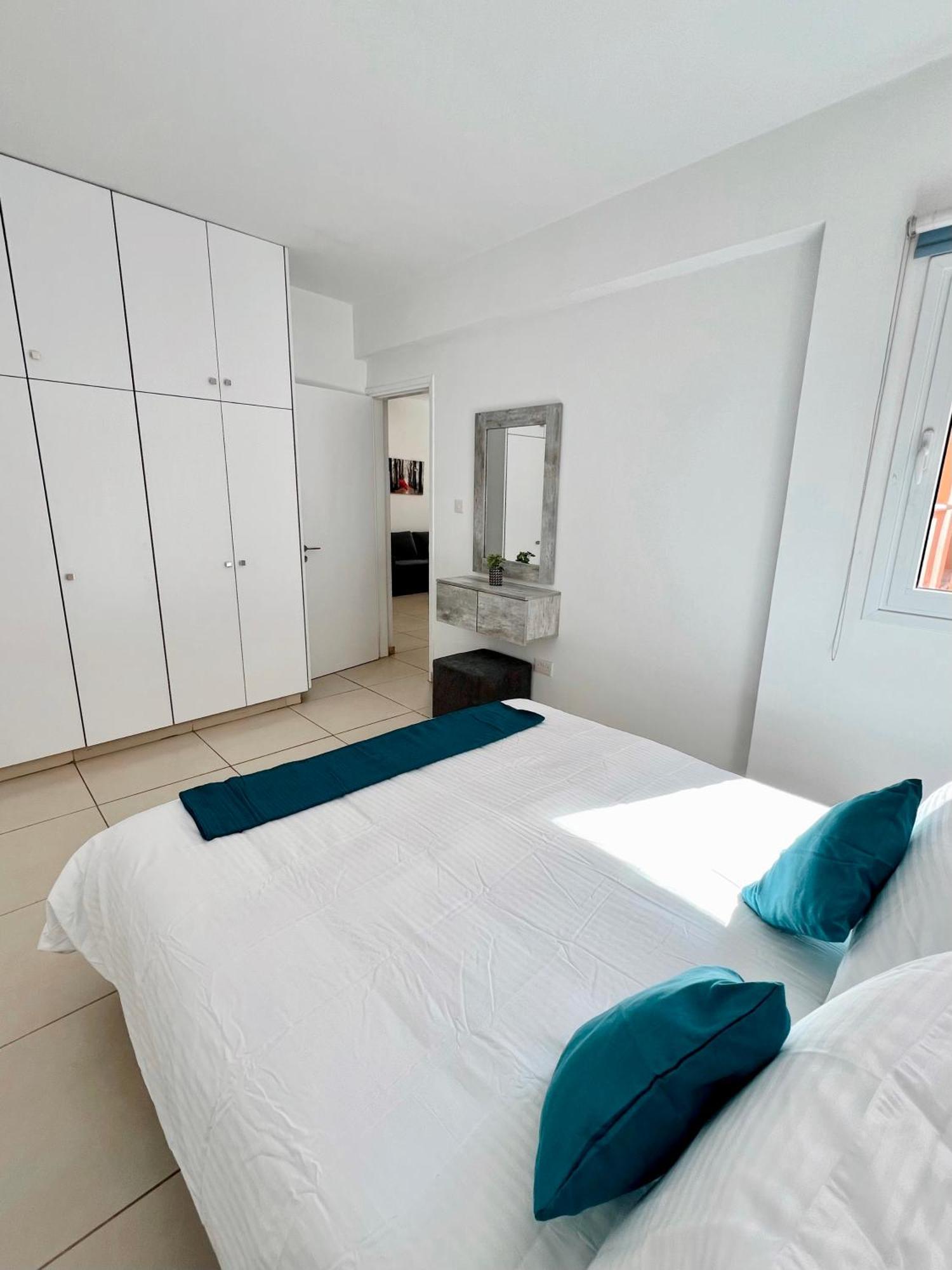 Georgiou 202 Apartment ลาร์นาคา ภายนอก รูปภาพ